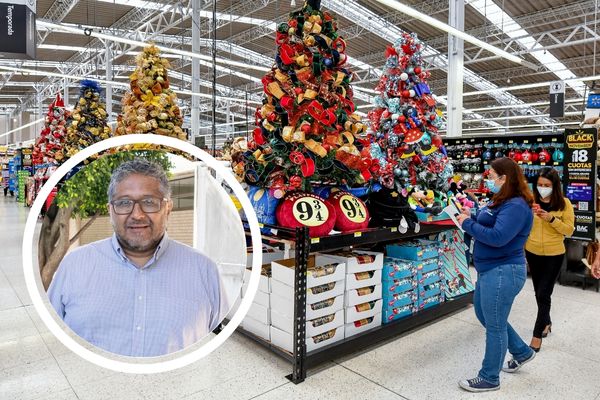 Cada vez es más notorio que las tiendas comerciales oferten mercancía alusiva a algunas festividades populares meses antes a que sucedan