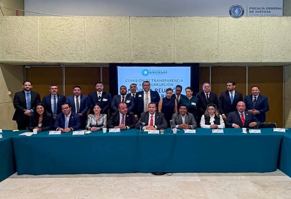 Fiscalía Anticorrupción de Tlaxcala sostiene reunión con FBI y Cámara de Dip