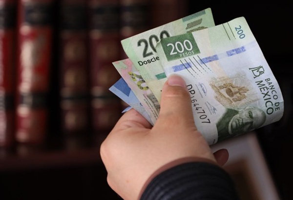 Gobierno de Puebla otorgará aumento salarial del 4% a trabajadores, jubilados y pensionados