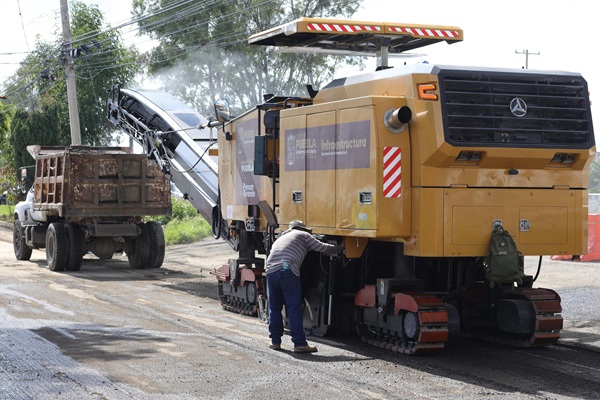 Gobierno del estado hará compra sin licitar de 10 módulos de maquinaria con valor de 30 mdp para rehabilitar calles de la ciudad de Puebla