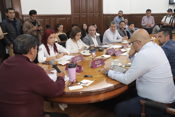 La Comisión determinó que el horario de operación de parquímetros sea de lunes a viernes de 08:00 a 22:00 horas, sábado de 11:00 a 17:00