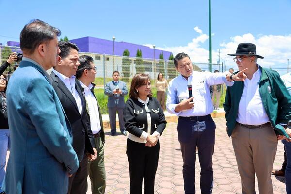 Hicieron un recorrido para explorar las opciones de terreno donde se edificará el nuevo Hospital de la Mujer en Tlaxcala