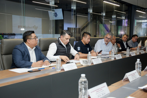Franco Rodríguez, secretario General de Gobierno, en representación del alcalde Pepe Chedraui, encabezó la Mesa de Seguridad Municipal