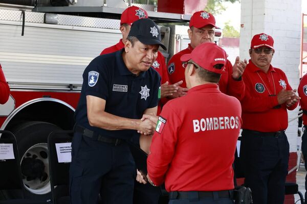 El encargado de la seguridad en Puebla resaltó que el esfuerzo del Heroico Cuerpo de Bomberos y Bomberas es encomiable y fundamental