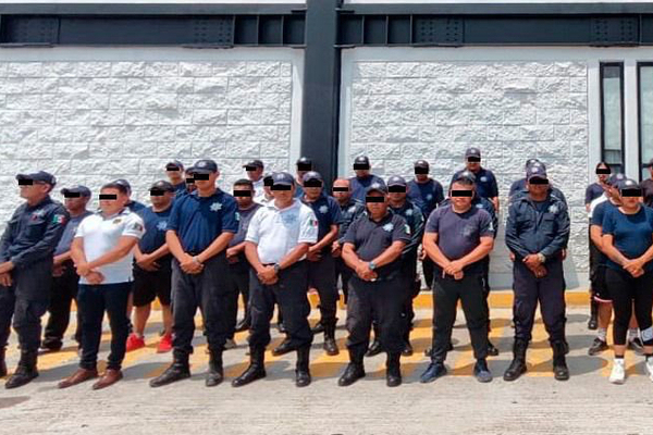 Autoridades de Chiapas detuvieron a seis policías por salir en un video de tortura , y a otros 59 municipales por vínculos delictivos