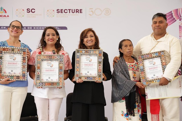 Tlaxcala honra a los pueblos indígenas con reconocimiento a su riquez