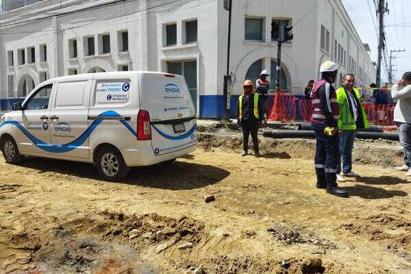 Personal de Protección Civil y Gestión de Riesgos, en conjunto con Bomberos del Estado, atendió de manera oportuna la fuga de gas