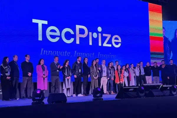 El TecPrize es una iniciativa de innovación abierta que impulsa soluciones disruptivas que transformen la educación en América Latina