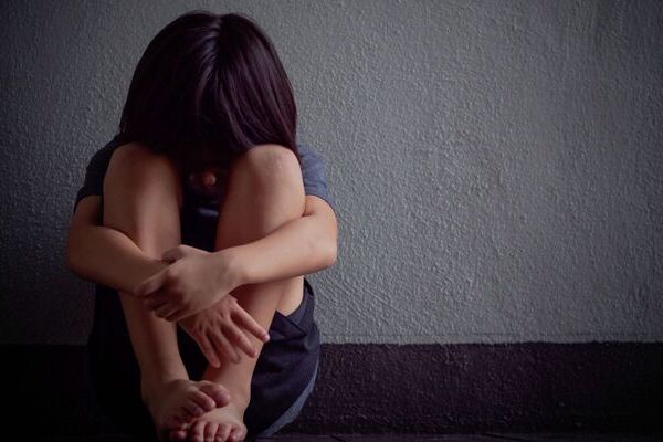 En México, 27 niñas, niños y adolescentes ingresan diariamente a unidades médicas por violencia sexual, según datos de Alumbra
