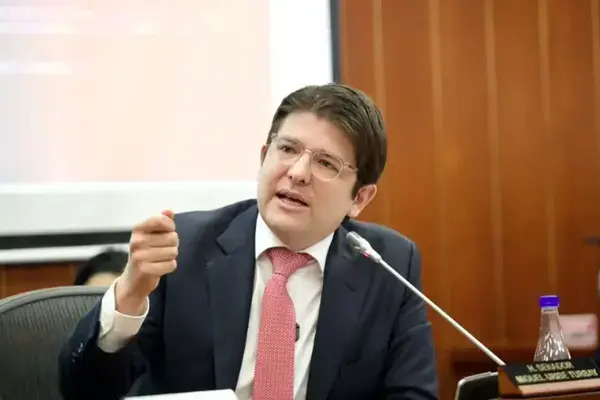 El estado de Uribe Turbay había empeorado, revirtiendo a una "condición crítica" por una hemorragia en el sistema nervioso