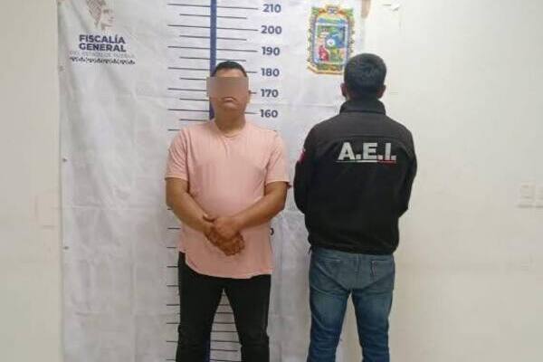 Carlos Giovanny N., alías "El Perrote", tenía tres días como Comandante de la Policía Municipal de Cuapiaxtla, donde laboraba desde 2024