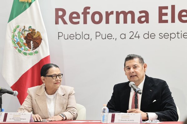 La titular de la Fiscalía de Puebla se pronunció para que la Reforma Electoral corrija procedimientos que garanticen los derechos electorales