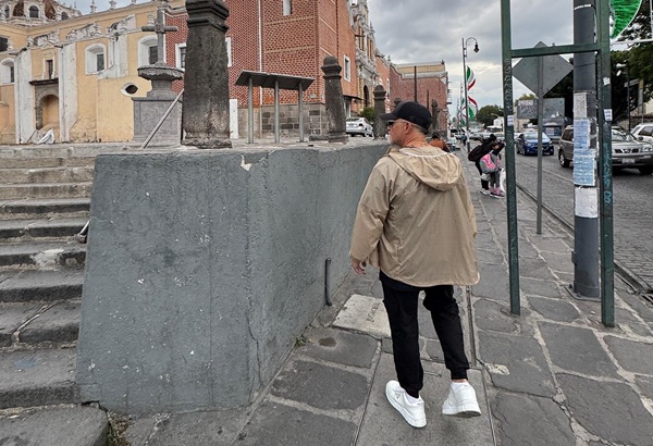 Alejandro Sanz llega a tierra poblana para arrancar su gira