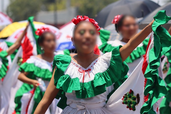 Cuatro mil estudiantes participarán en desfile conmemorativo del 16 de septiembre en Puebla