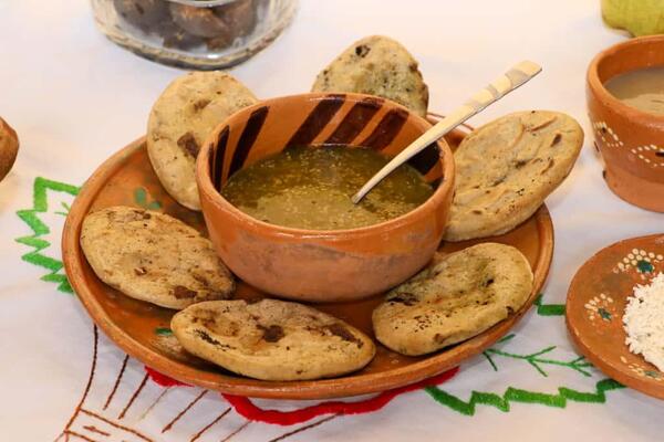 Además del emblemático platillo, en el Festival del Tayoyo 2025 habrá algunos otros alimentos típicos de la región, música y danza