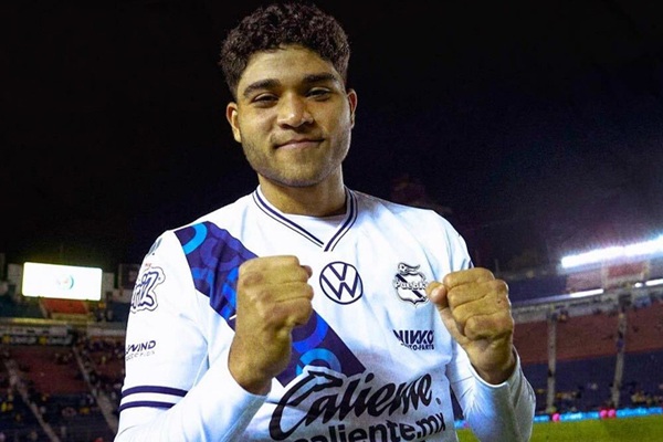 Defensa del Puebla, José Rodrigo Pachuca, i