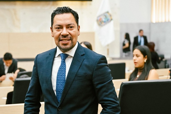 En Morena Puebla no hay desbandada de militantes, afirma Andrés Villegas