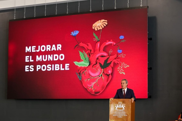 Entrega Pepe Chedraui reconocimientos “Mujeres Imparables” a 200 emprendedoras poblanas