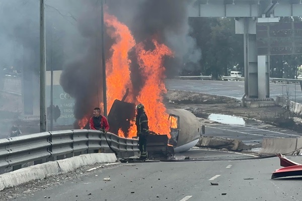 Explosión en el Puente de la Concordia y autopista México-Puebla deja 70 lesionados y 3 fallecidos; publican listado de heridos