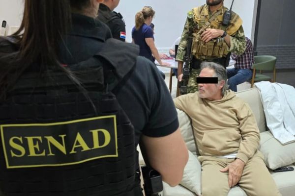 El titular de la Senad explicó que el seguimiento de la presencia de Requena en Paraguay se realizó a partir del ingreso legal de su esposa