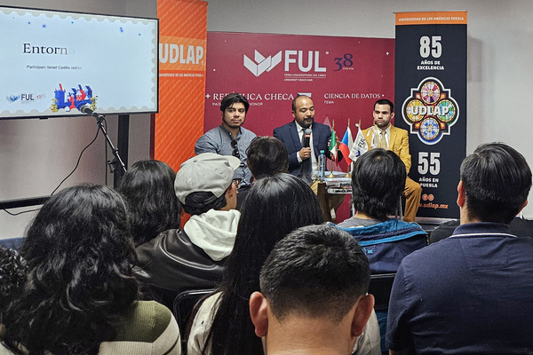 Entorno UDLAP es una revista multidisciplinaria, indizada en Latindex, que recibe artículos de investigación y creación originales