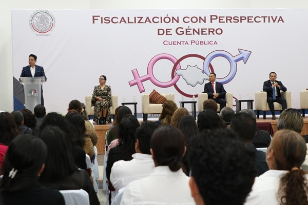 Gobierno de Tlaxcala capacita a municipios y poderes para cumplir