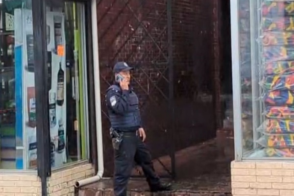 Hermanas de 20 y 13 años de edad se intoxican por fuga de gas LP en su vivienda del Centro Histórico de Puebla