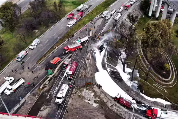 Al corte de este 16 de septiembre, suman 17 personas los fallecidos tras la explosión de una pipa en el Puente de la Concordia, en Iztapalapa