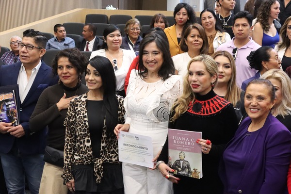 Daniela Mier Bañuelos, destacó el trabajo que rescata del olvido a una figura excepcional como Juana C. Romero, conocida como Juana Cata
