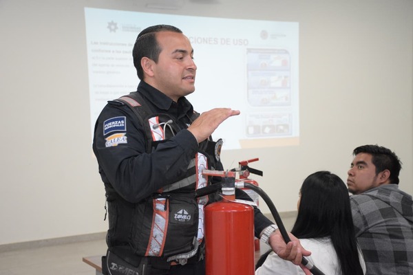 Protección Civil implementa un operativo en el primer cuadro de la ciudad de Puebla, y emitió recomendaciones y medidas de prevención