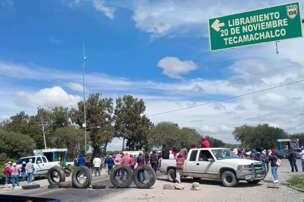 Exigen al presidente municipal de Tlacotepec Martín Camargo el cumplimiento en materia de obras públicas, salud, educación y seguridad
