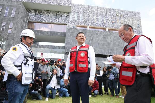 En total, 1 millón 213 mil 313 personas participaron en el simulacro en Puebla, con un registro de 19 mil 841 inmuebles participantes