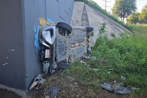 El Periférico Ecológico fue escenario de al menos tres accidentes uno en el retorno al Bulevar Forjadores otro abajo del puente de la 14 Sur