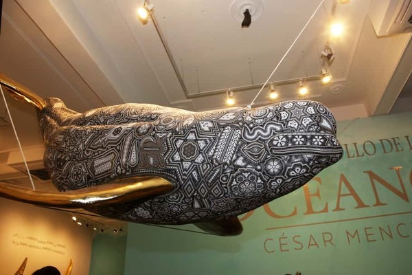 "El Murmullo de los Océanos" de Menchaca ha cautivado tanto a poblanos como a turistas por su belleza estética y su mensaje profundo