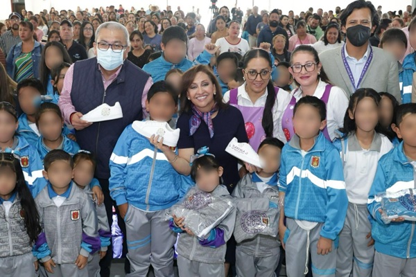 Invierte Gobierno de Tlaxcala 18 mdp en uniformes para educación básica y bachillerato