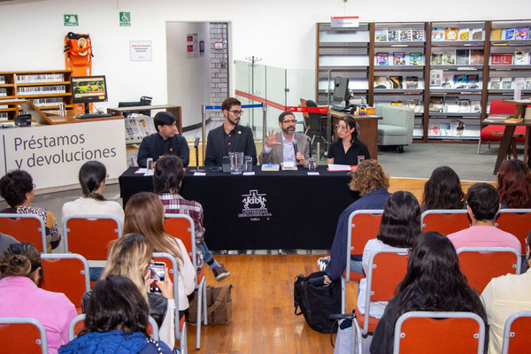 La obra Repensar el fascismo en México, en el espacio latinoamericano y transatlántico, fue coordinada por el académico de Ciencias Sociales