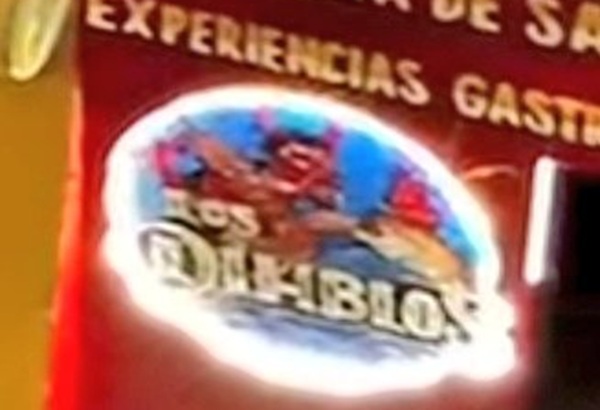 Riña deja dos heridos en restaurante bar Los Diablos, en pleno Centro de San Andrés Cholula, Puebla