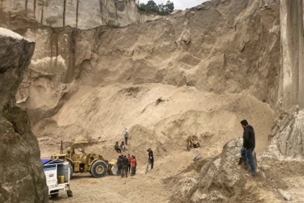 Sepultado fue como murió trabajador en mina de Tlahuapan, Puebla