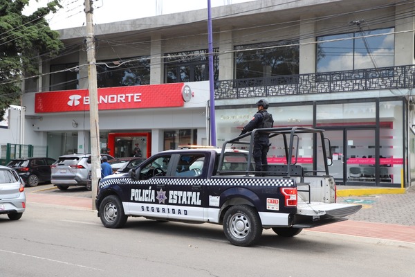 El Acompañamiento Policial Bancario consiste en el despliegue de elementos que brindan resguardo durante el traslado de dinero