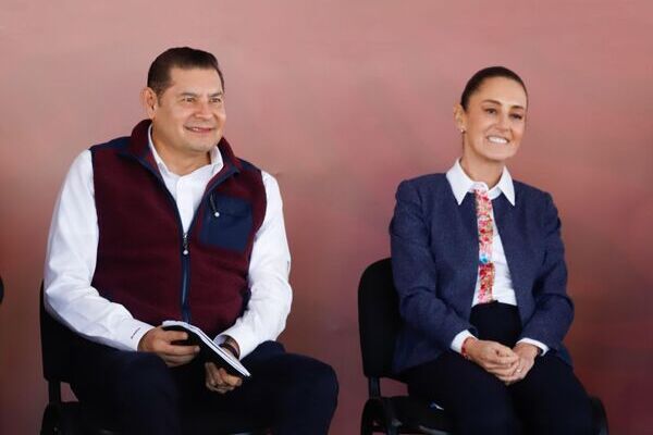 El gobernador de Puebla adelantó que la visita de la mandataria Sheinbaum Pardo no ha sido confirmada, ni el lugar donde se desarrollará