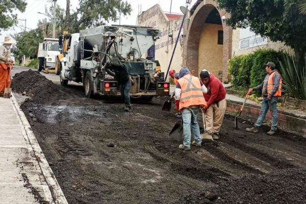 Inician trabajos de bacheo la Avenida Carvajal y Bulevar Revolución, en Tlaxcala