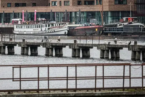 El hallazgo de la bomba durante unas labores rutinarias el jueves por la tarde llevó a las autoridades de Berlín a desalojar a los residentes