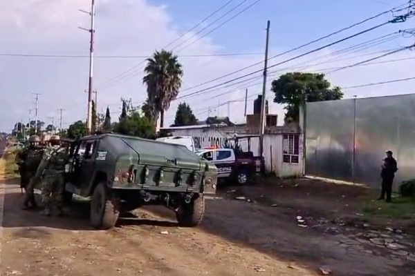 Se registra doble ejecución a un costado de la carretera México-Puebla, en Juan C. Bonilla