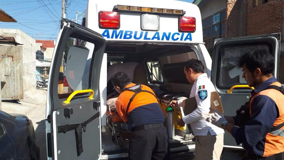 Mujer de 19 años y su novio son baleados afuera de la casa de ella en La Resurrección, Puebla