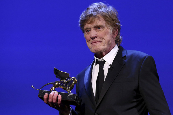 Robert Redford, el apuesto actor, director ganador del Oscar y ambientalista comprometido, murió hoy martes a los 89 años de edad