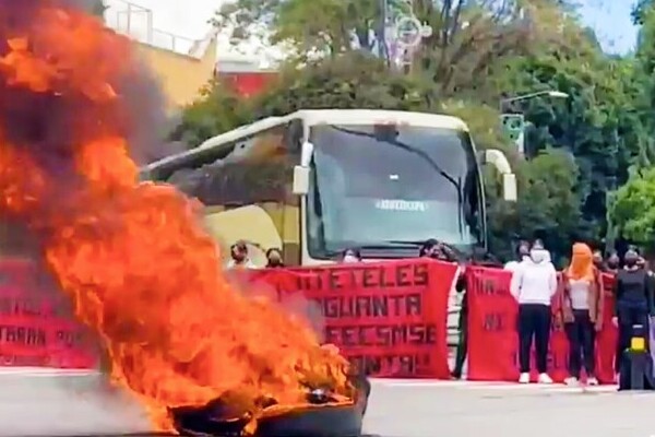 Los estudiantes de la Normal Rural Carmen Serdán dijeron que en la SEP del estado los han ignorado sin respetar las minutas firmadas