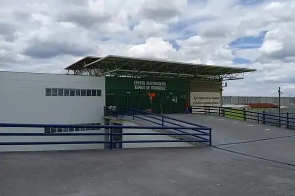 El que se supone es el penal más seguro del estado, Tepexi, se encuentra en una disputa por el control de las extorsiones y la venta de droga