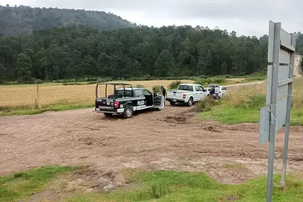 Detuvieron a Marcos "N", el presunto secuestrador, quien confesó que el cadáver se centraba en dicha barranca en Calpulalpan