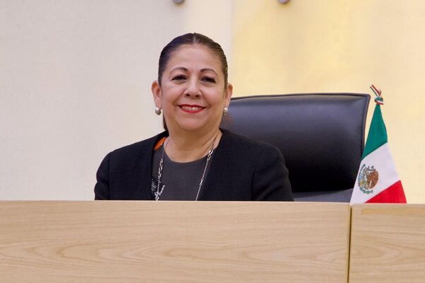 La presidenta del Congreso Laura Artemisa dijo que la legislatura no avanzará en la discusión para regresar el fuero a los diputados locales