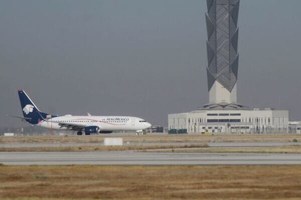 La medida congela, además, cualquier expansión de servicios de las aerolíneas mexicanas entre Estados Unidos y el Aeropuerto Benito Juárez